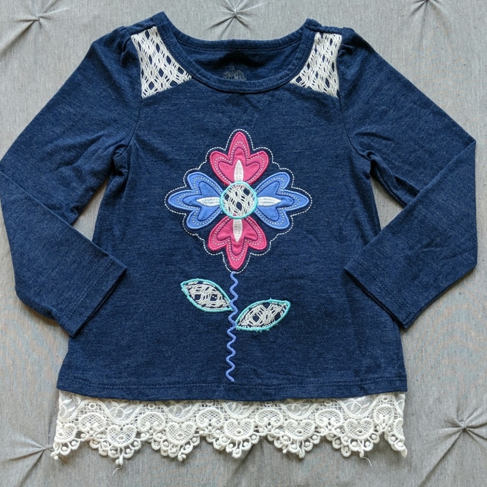 Toddler Girl Flower Top (3T)